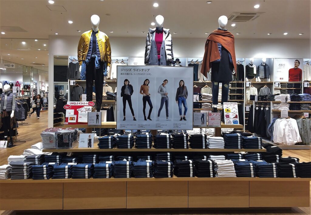 uniqlo 1737663 1280
