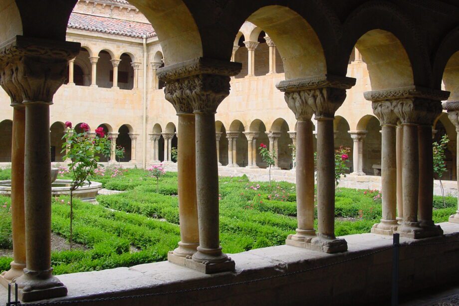 Burgos claustro Silos 27 lou