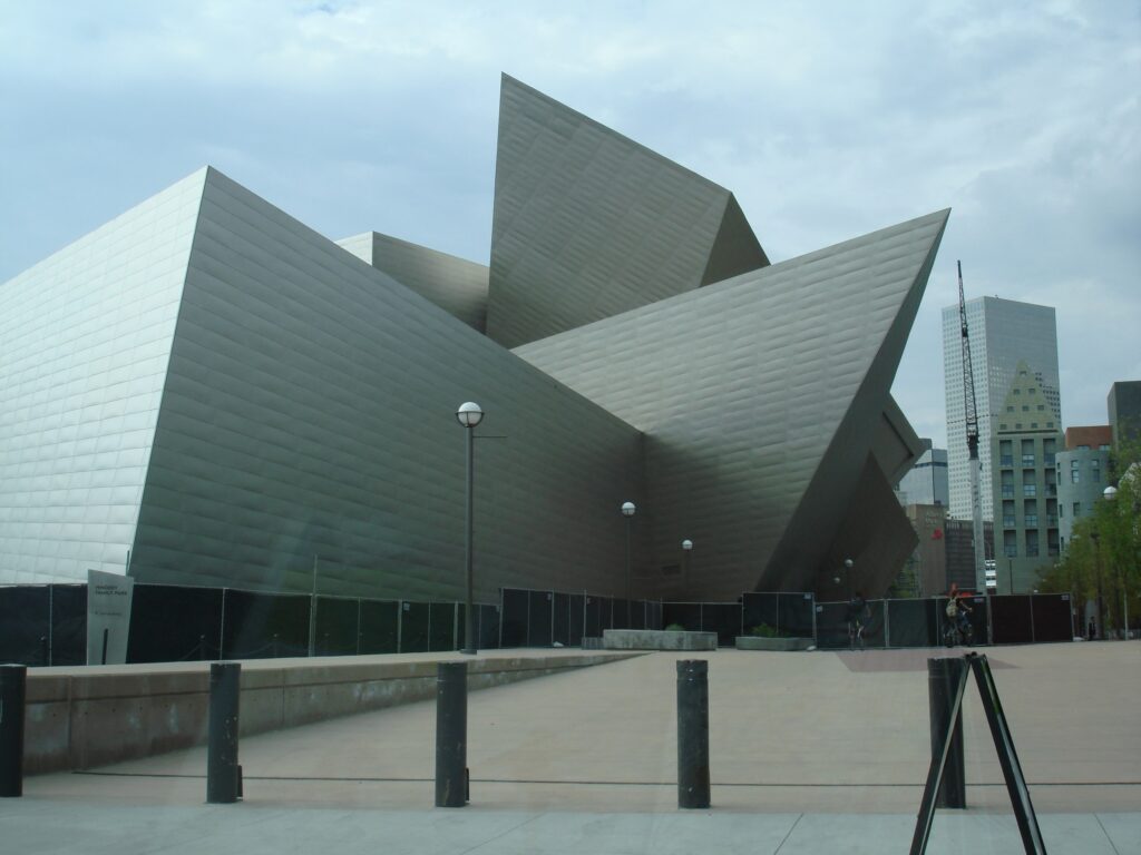 Museo de Arte de Denver EE. UU. 2006 – Daniel Libeskind