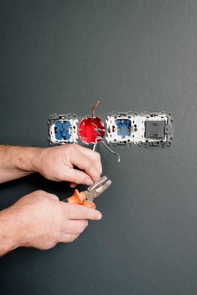 Reparaciones Eléctricas en Casa