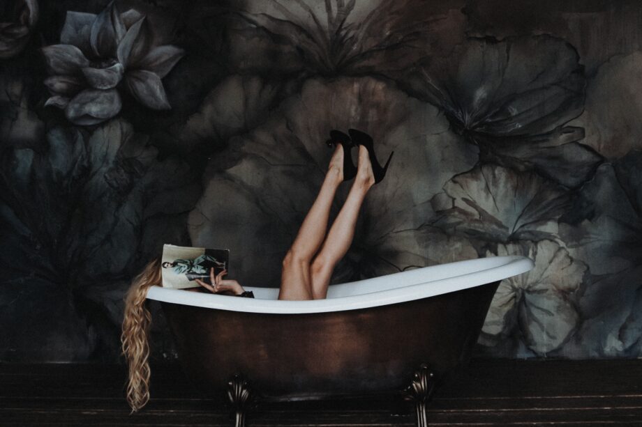 bano y decoracion mural