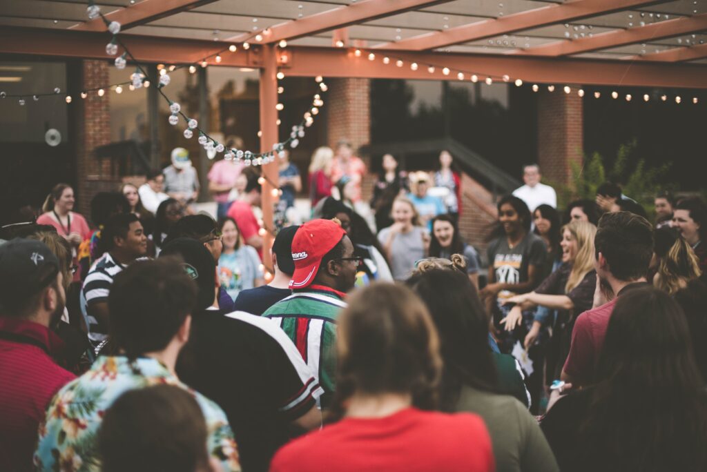 samantha gades fIHozNWfcvs unsplash
